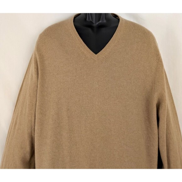 Hart Schaffner Marx Mens XL Camel 100% Cashmere V-Neck Sweater - Picture 2 of 7